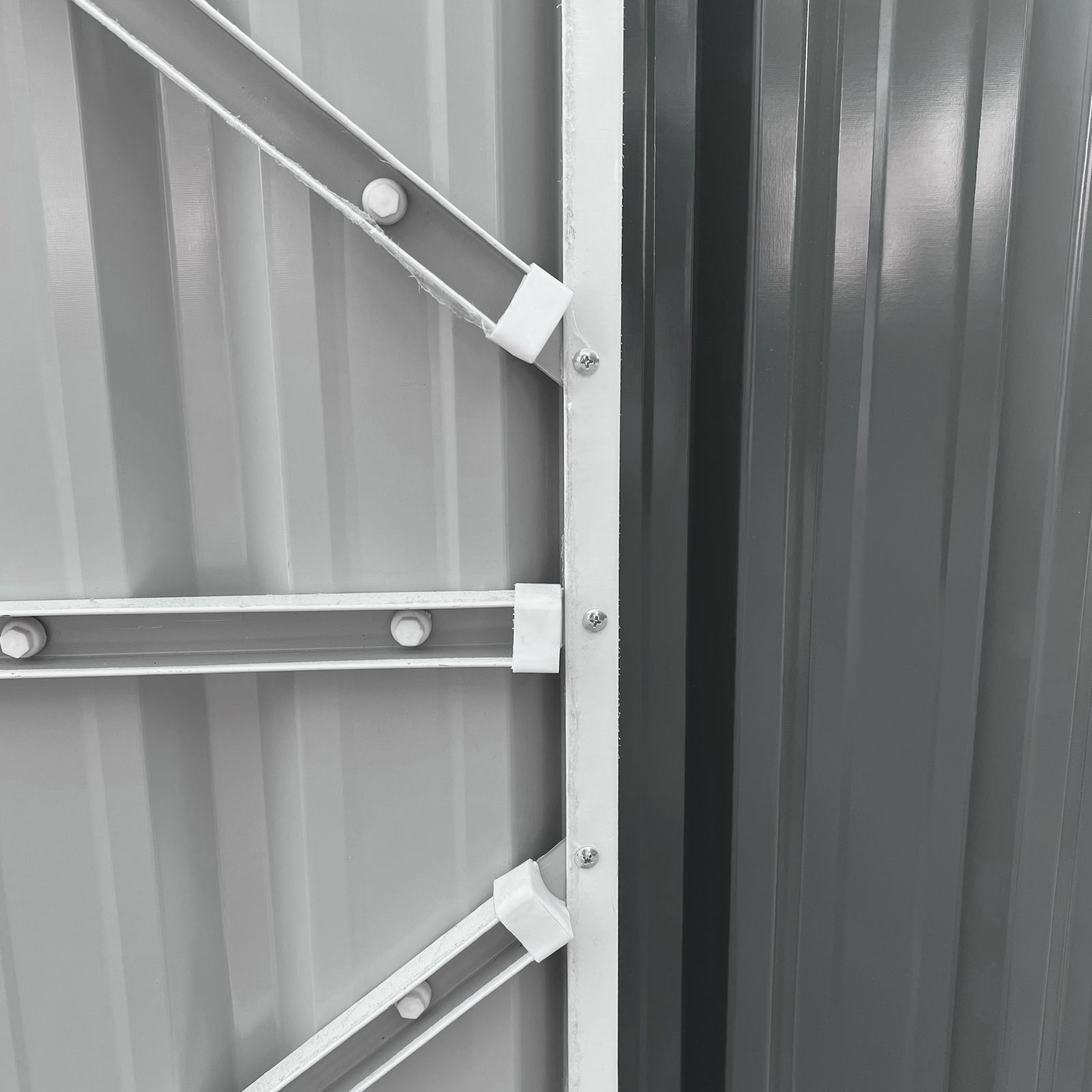 Outdoor Metal Garden Storage Shed W/ Lockable Door for Backyard Patio Lawn Grey